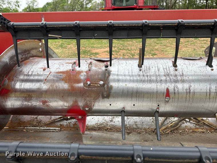image for item MX9101 2011 Case IH 3020 Terra Flex flex head
