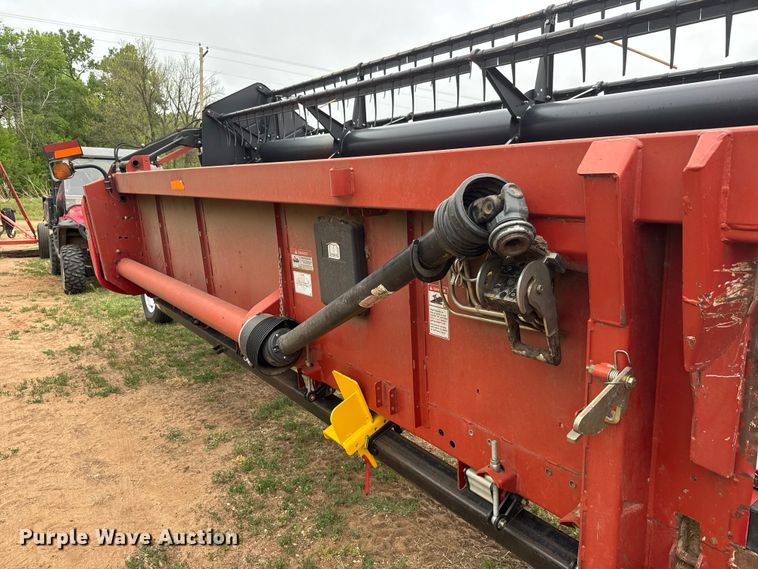 image for item MX9101 2011 Case IH 3020 Terra Flex flex head