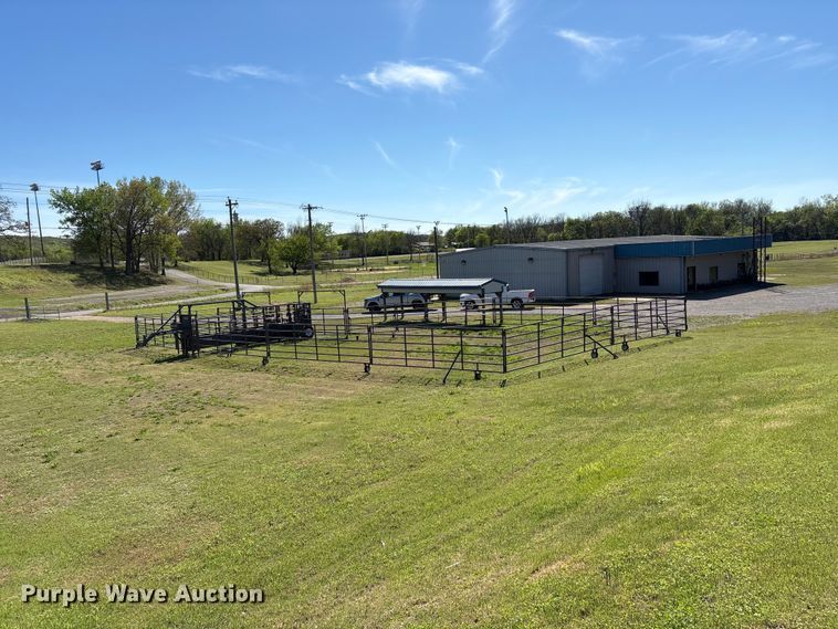 image for item NK9067 Rawhide portable corral 