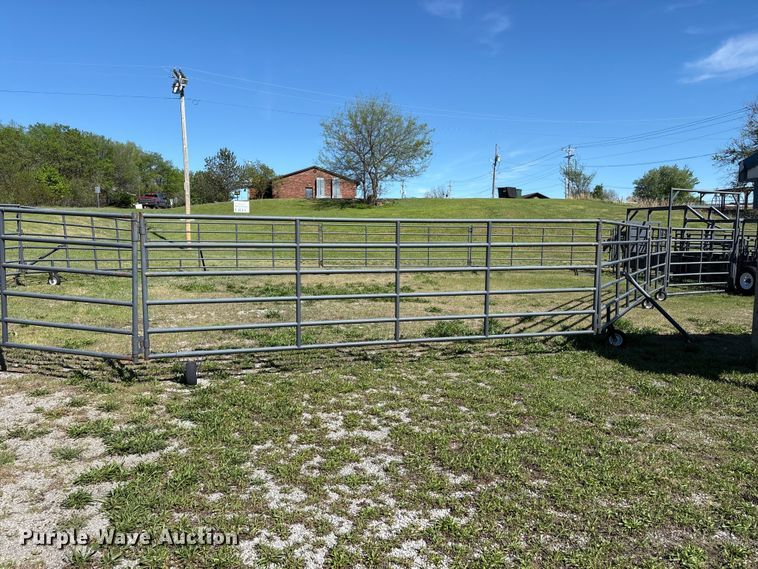 image for item NK9067 Rawhide portable corral 