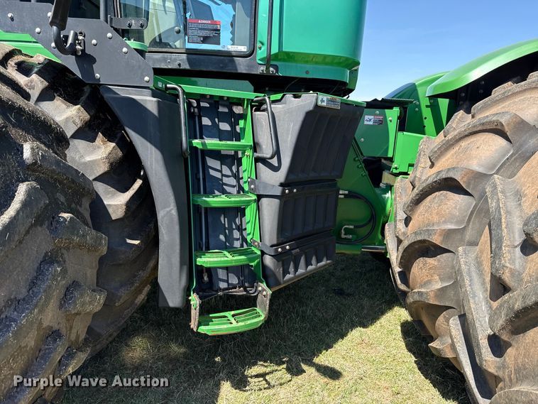 image for item NK9156 2013 John Deere 9560R 4WD tractor