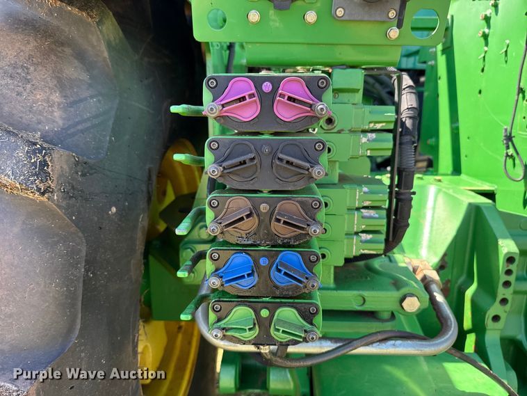 image for item NK9156 2013 John Deere 9560R 4WD tractor