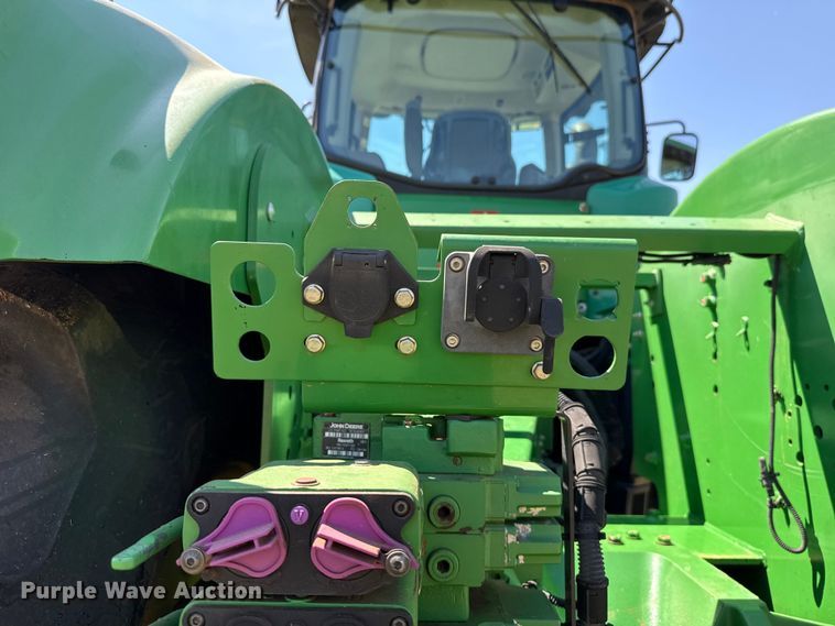 image for item NK9156 2013 John Deere 9560R 4WD tractor