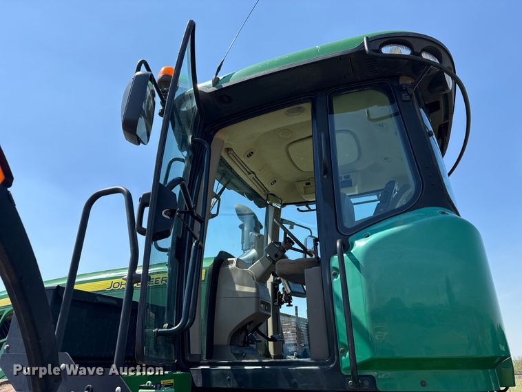 image for item NK9156 2013 John Deere 9560R 4WD tractor