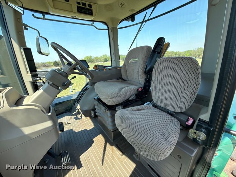 image for item NK9156 2013 John Deere 9560R 4WD tractor