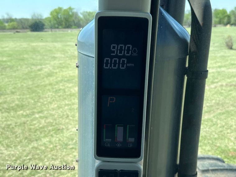 image for item NK9156 2013 John Deere 9560R 4WD tractor