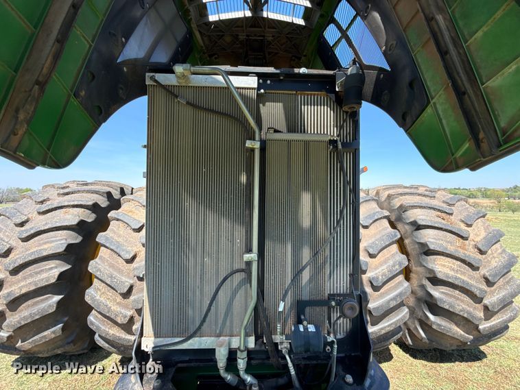 image for item NK9156 2013 John Deere 9560R 4WD tractor