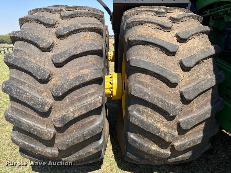 image for item NK9156 2013 John Deere 9560R 4WD tractor