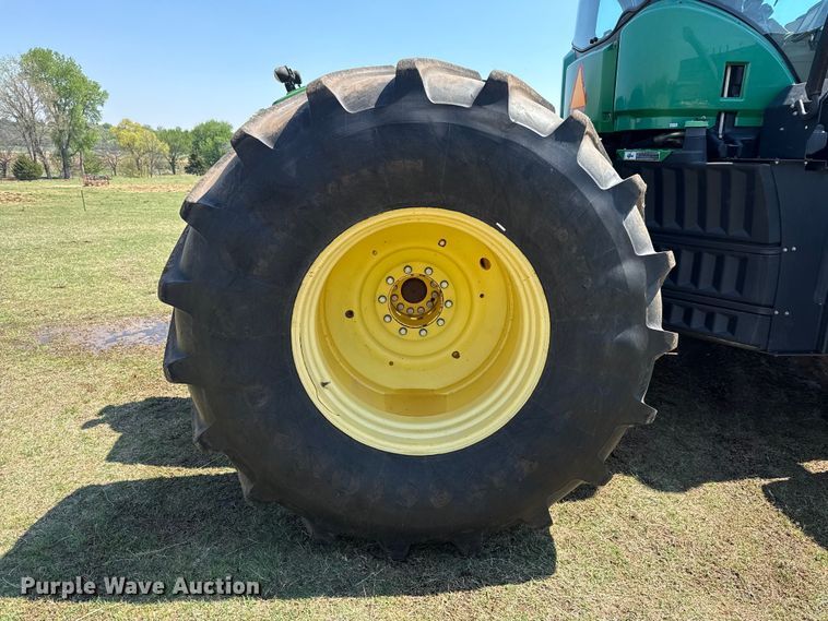 image for item NK9156 2013 John Deere 9560R 4WD tractor