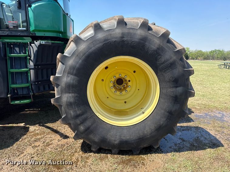 image for item NK9156 2013 John Deere 9560R 4WD tractor