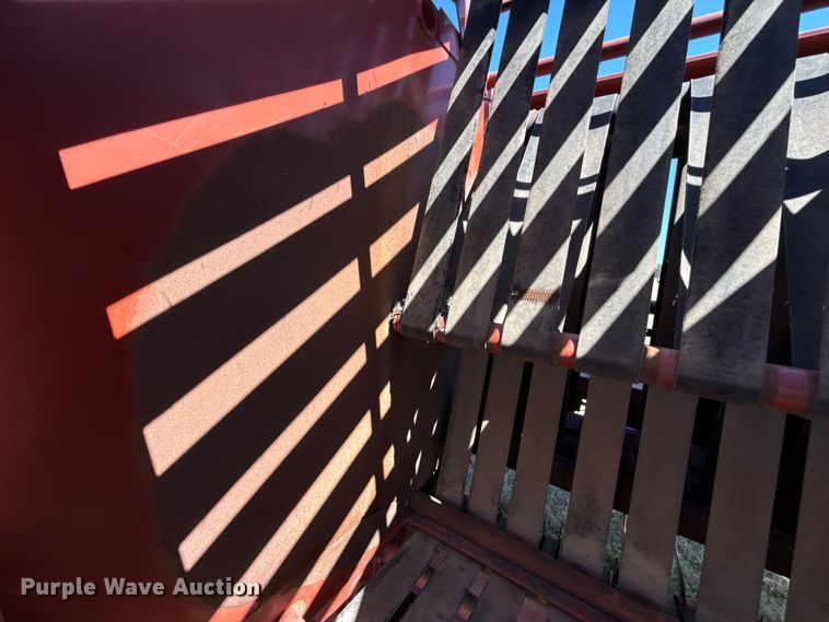 image for item NK9158 Hesston R585 round baler