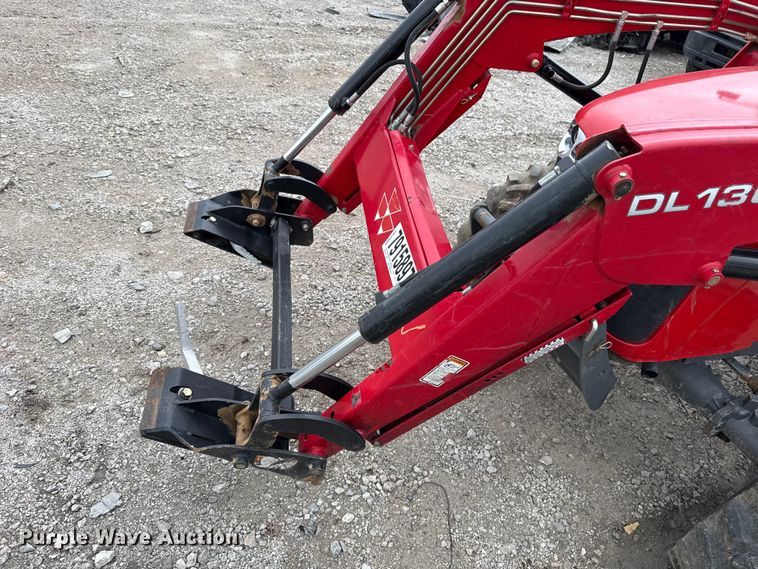 image for item YA2739 2012 Massey Ferguson MF1660 MFWD tractor