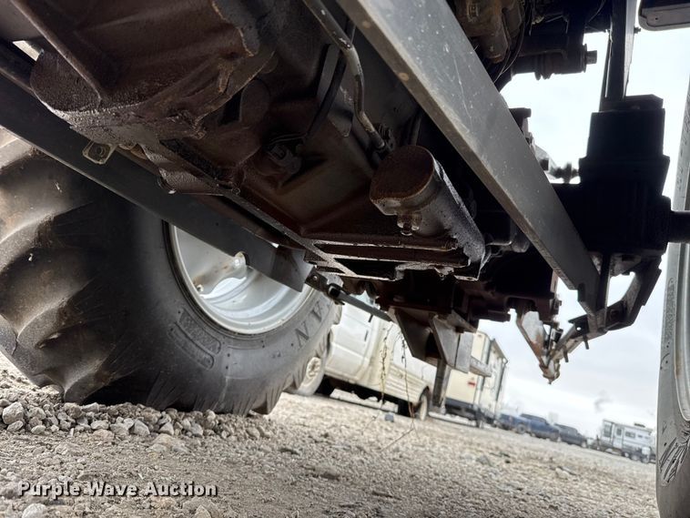 image for item YA2739 2012 Massey Ferguson MF1660 MFWD tractor