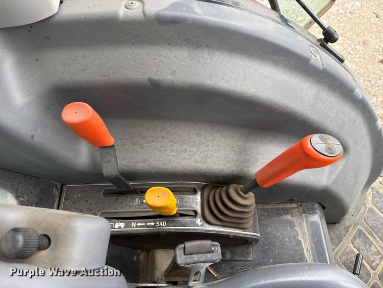 image for item YA2739 2012 Massey Ferguson MF1660 MFWD tractor