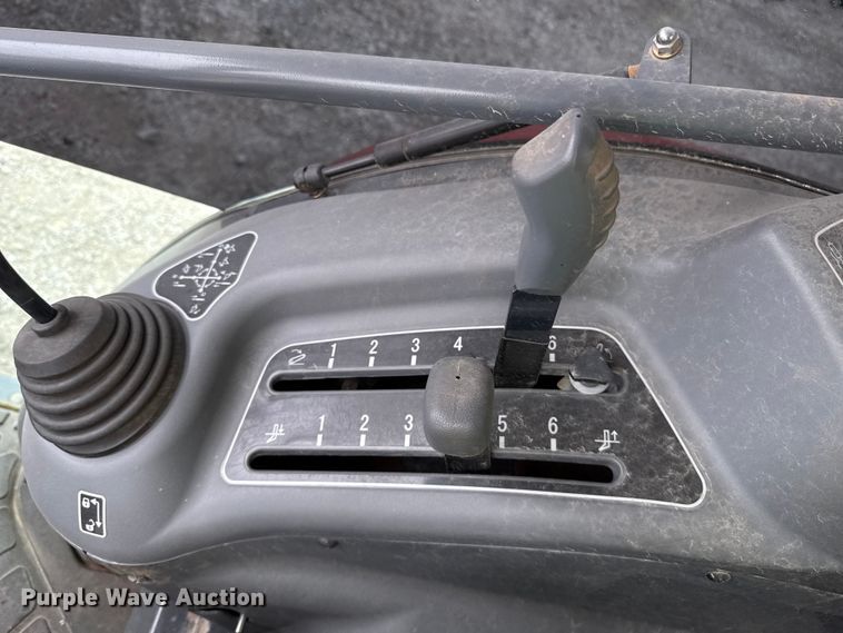 image for item YA2739 2012 Massey Ferguson MF1660 MFWD tractor