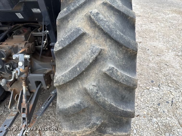 image for item YA2739 2012 Massey Ferguson MF1660 MFWD tractor