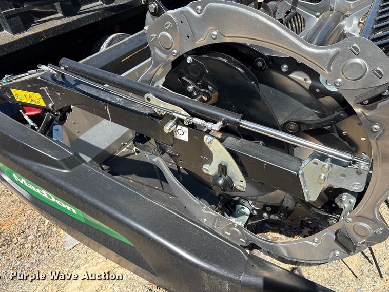 image for item YA2990 2024 MacDon FD235 flex draper head