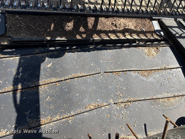 image for item YA2990 2024 MacDon FD235 flex draper head