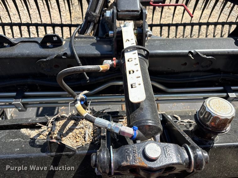 image for item YA2990 2024 MacDon FD235 flex draper head