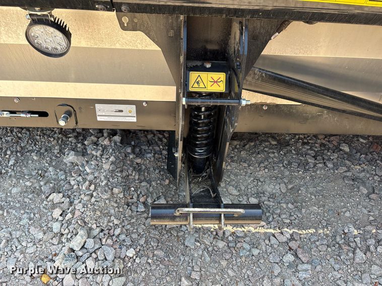 image for item YA2990 2024 MacDon FD235 flex draper head