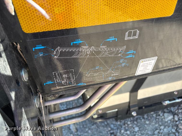 image for item YA2990 2024 MacDon FD235 flex draper head