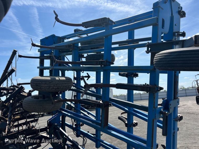 image for item YA3028 DMI Tiger Mate II field cultivator