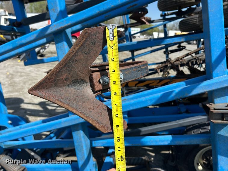 image for item YA3028 DMI Tiger Mate II field cultivator