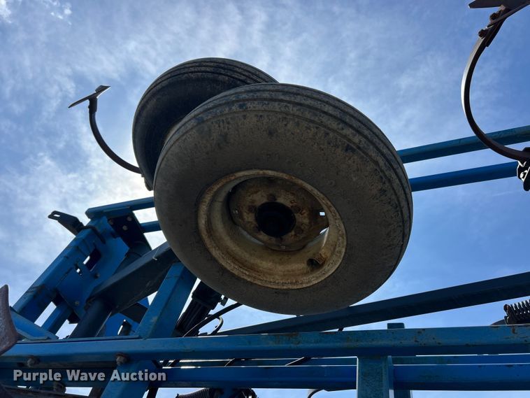 image for item YA3028 DMI Tiger Mate II field cultivator