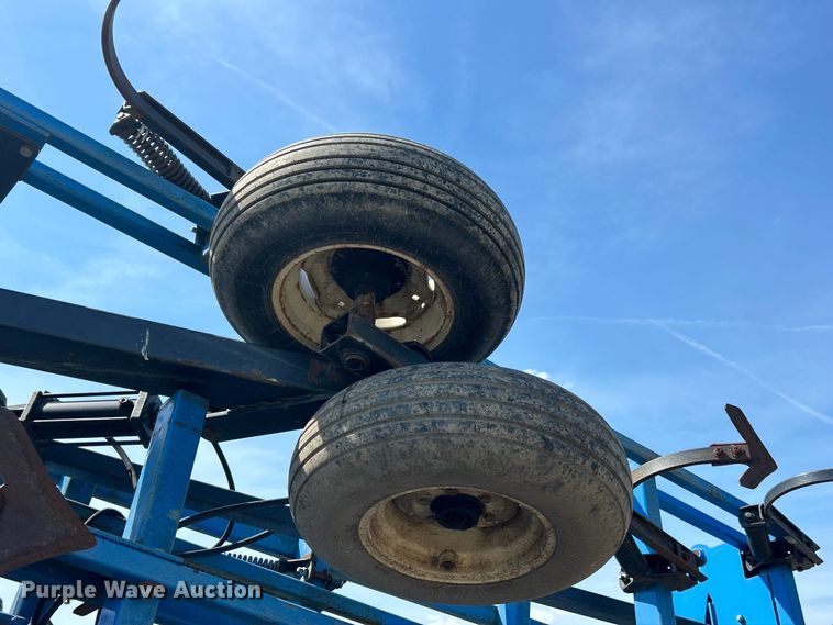 image for item YA3028 DMI Tiger Mate II field cultivator