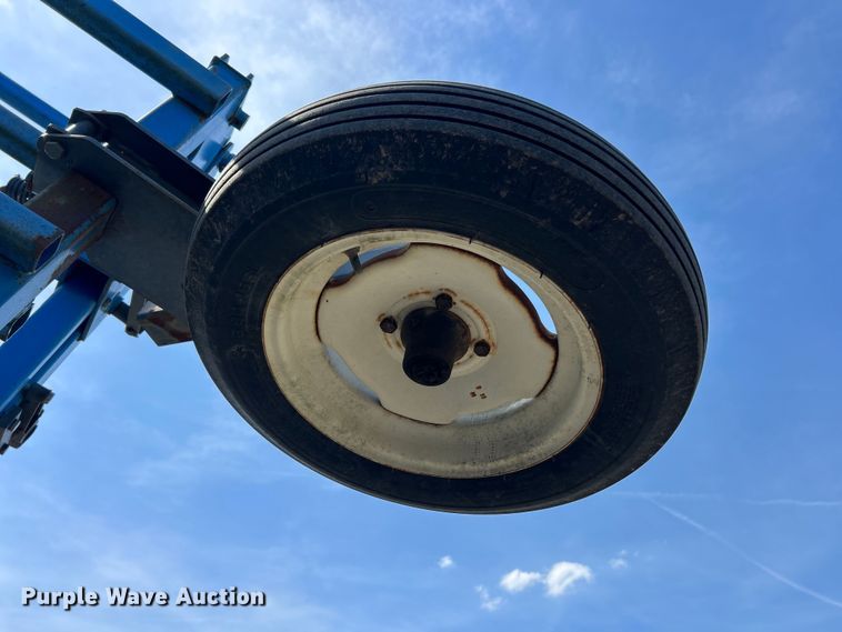 image for item YA3028 DMI Tiger Mate II field cultivator