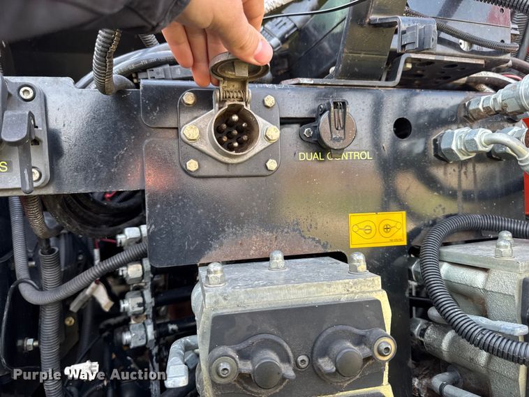 image for item YA3182 2009 AGCO DT240A MFWD tractor