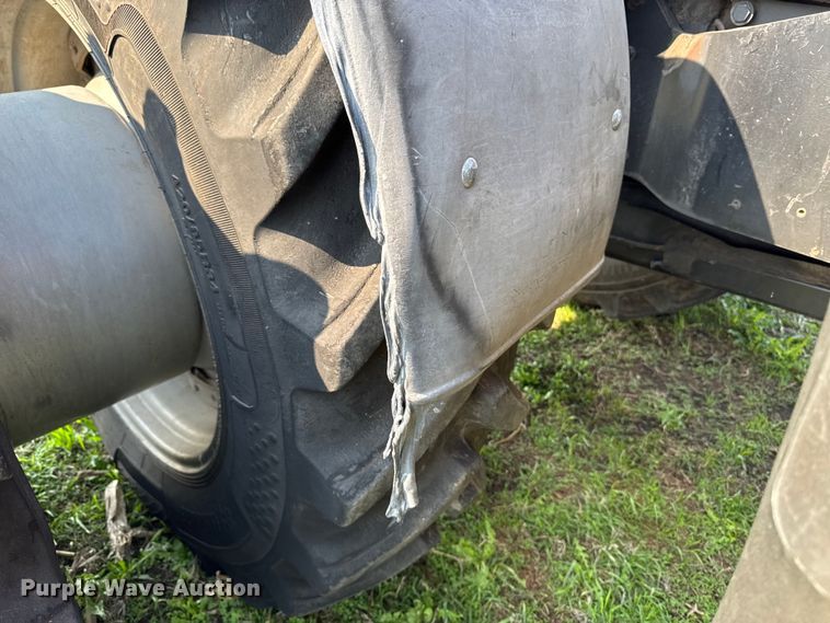 image for item YA3182 2009 AGCO DT240A MFWD tractor