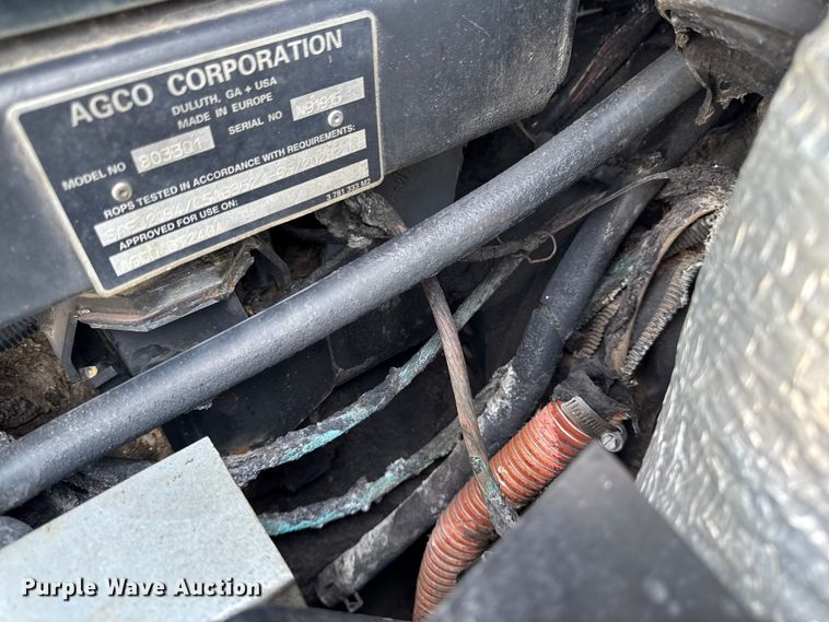 image for item YA3182 2009 AGCO DT240A MFWD tractor