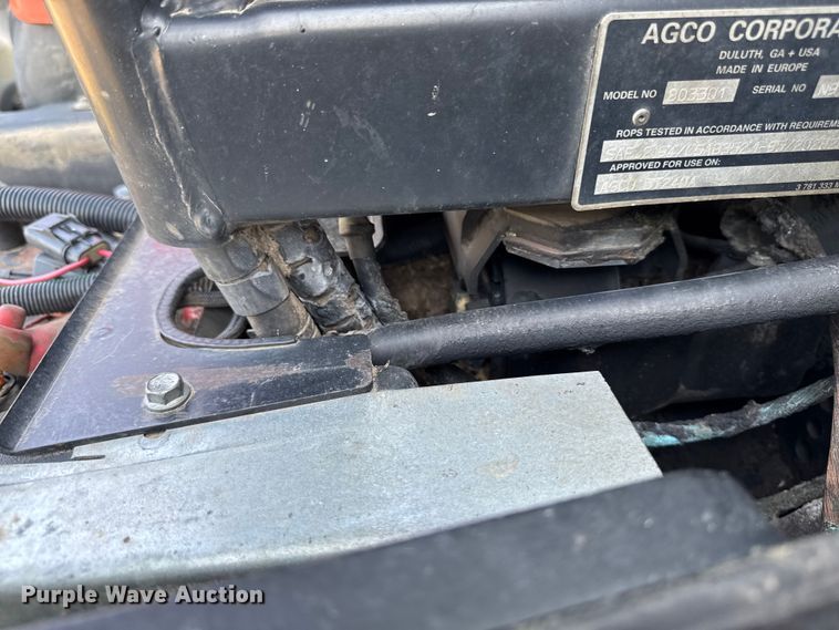 image for item YA3182 2009 AGCO DT240A MFWD tractor