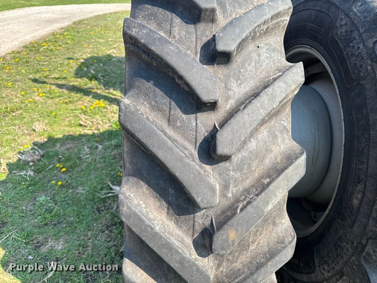 image for item YA3182 2009 AGCO DT240A MFWD tractor