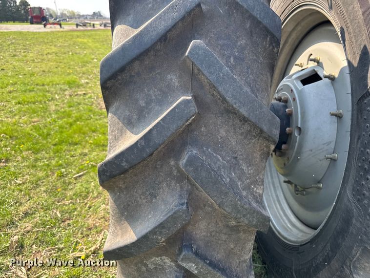 image for item YA3182 2009 AGCO DT240A MFWD tractor