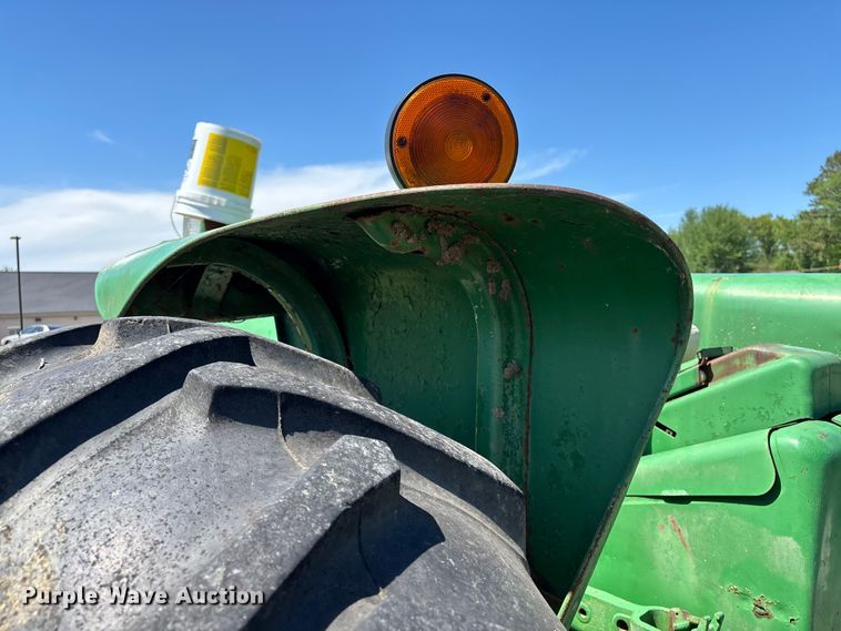 image for item YA3214 John Deere 4020 tractor