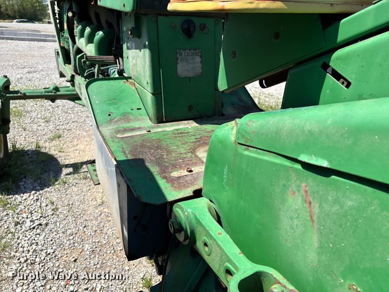 image for item YA3214 John Deere 4020 tractor
