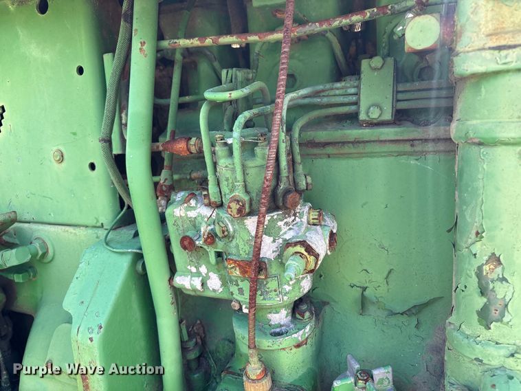 image for item YA3214 John Deere 4020 tractor