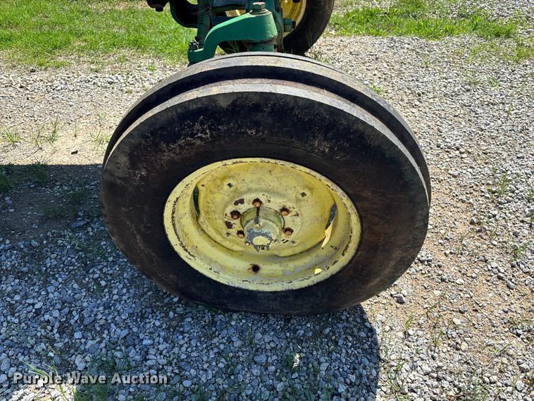 image for item YA3214 John Deere 4020 tractor