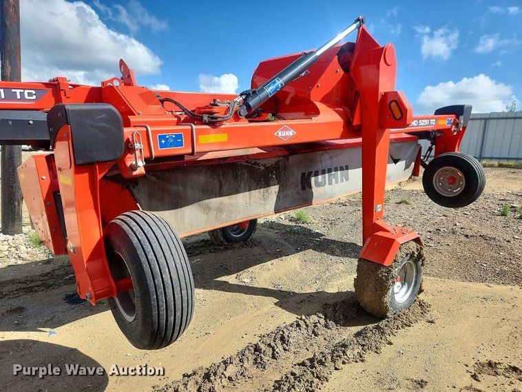 image for item YA3378 Kuhn GMD5251TC disc mower