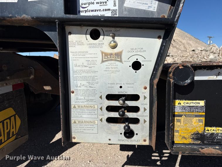 image for item DH1956 2001 Landoll 660B drop tilt deck equipment trailer