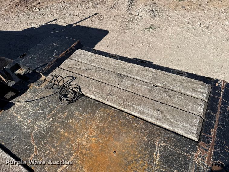 image for item DH1956 2001 Landoll 660B drop tilt deck equipment trailer