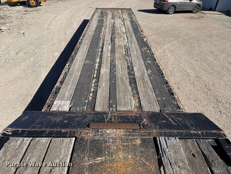 image for item DH1956 2001 Landoll 660B drop tilt deck equipment trailer