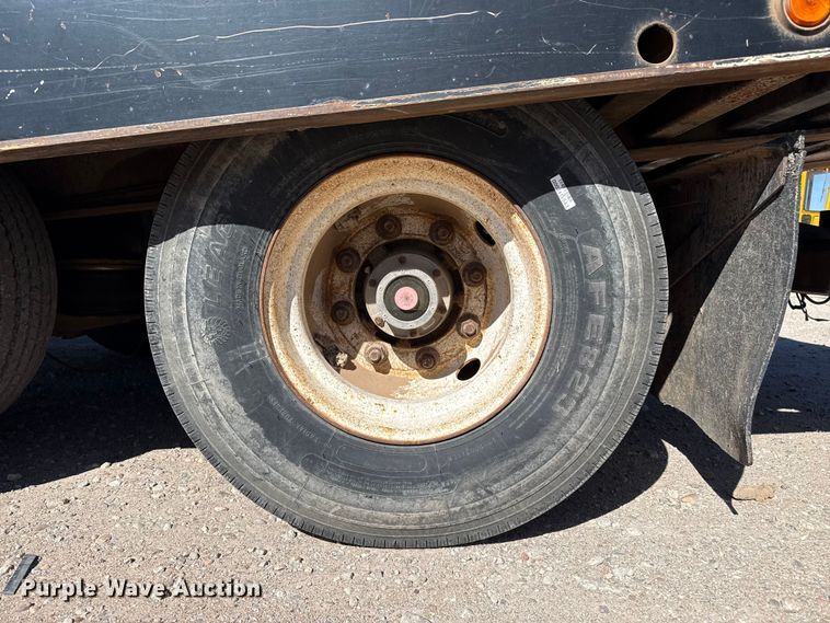 image for item DH1956 2001 Landoll 660B drop tilt deck equipment trailer