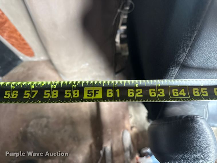 image for item DO8505 2003 Peterbilt 379 semi truck