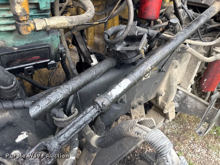 image for item DO8505 2003 Peterbilt 379 semi truck