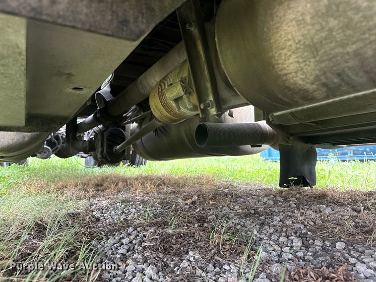 image for item DO8505 2003 Peterbilt 379 semi truck