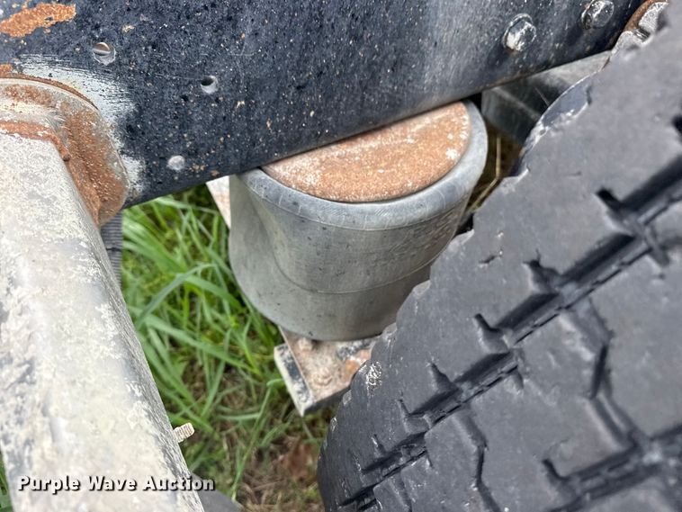 image for item DO8505 2003 Peterbilt 379 semi truck