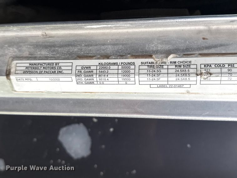 image for item DO8505 2003 Peterbilt 379 semi truck